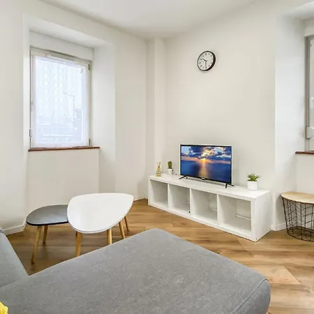 Homey Friendly - Proche Gare - Terrasse Privee - Wifi La Roche-sur-Foron