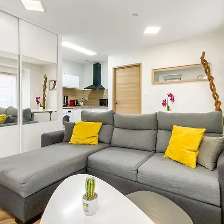 Homey Friendly - Proche Gare - Terrasse Privee - Wifi *