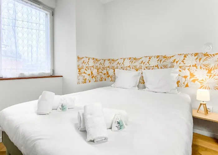Homey Friendly - Proche Gare - Terrasse Privee - Wifi * Ла-Рош-сюр-Форон